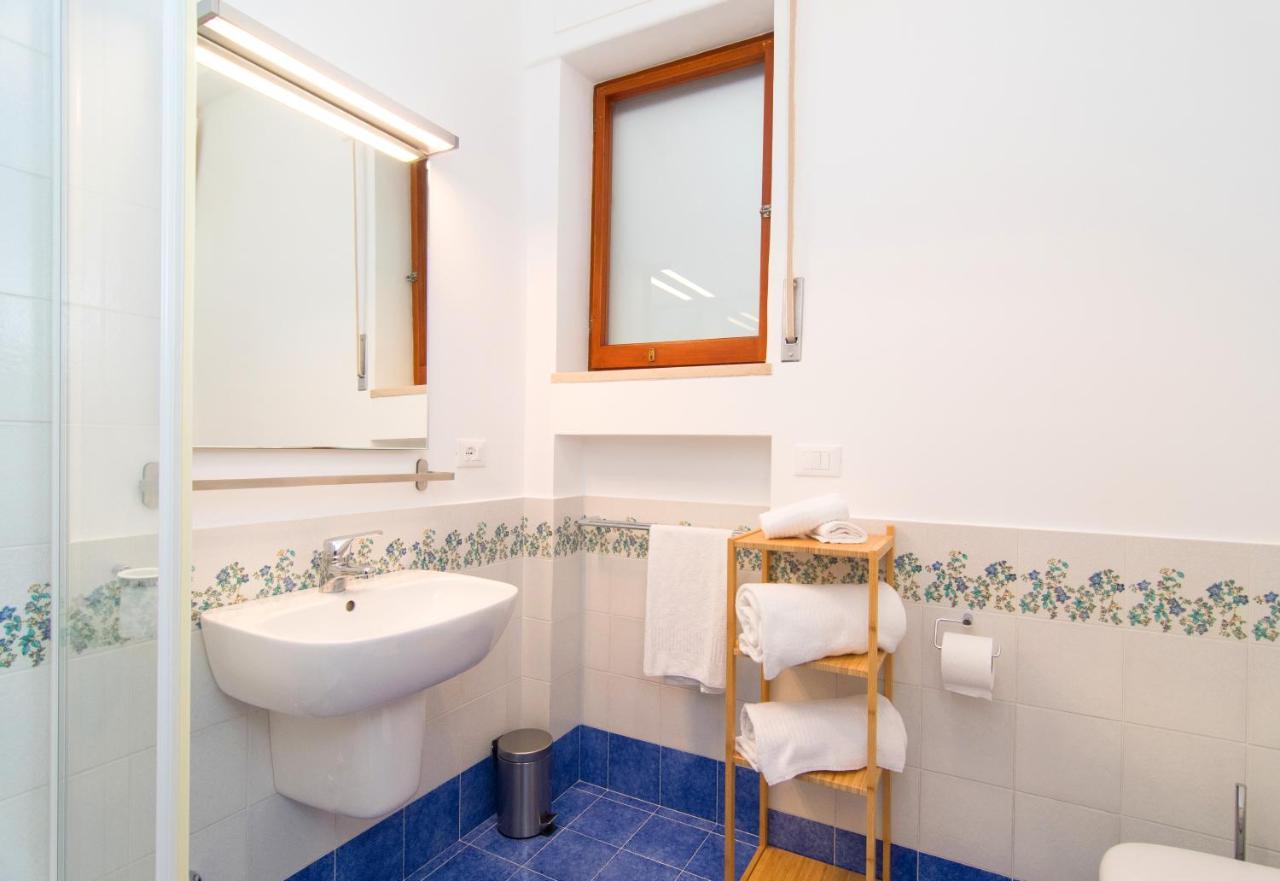 Casa Enza, For Up To 5 People, Sorrento Center Διαμέρισμα Εξωτερικό φωτογραφία